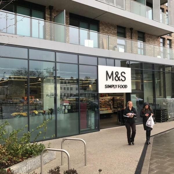 Perfect Modern Base Near All Attractions Apartment London Bagian luar foto